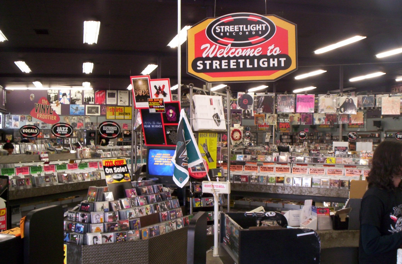 Vinyl Lives Streetlight Records San Jose/Santa Cruz, CA Glide Magazine