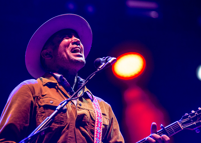 Happy 50th Birthday Ben Harper (Watch Live at Apollo With Blind Boys of