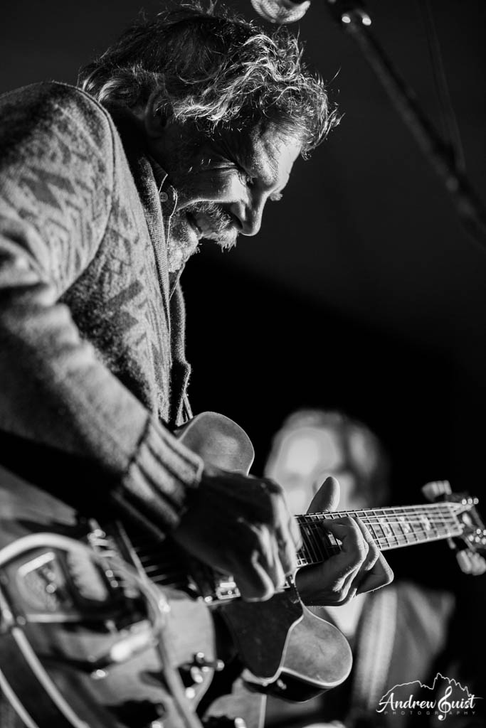 Robyn Hitchcock, Jonathan Richman Join Up With The Mother Hips To Give