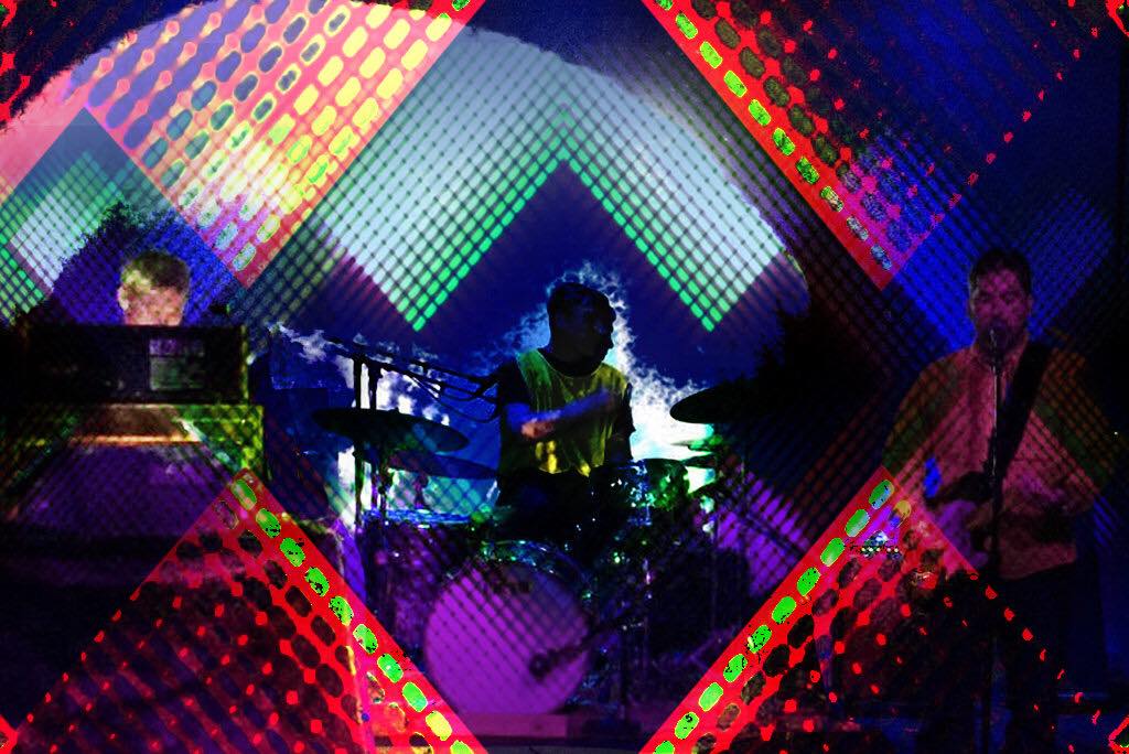 Video premiere oceans of the moon six finger satellite deliver